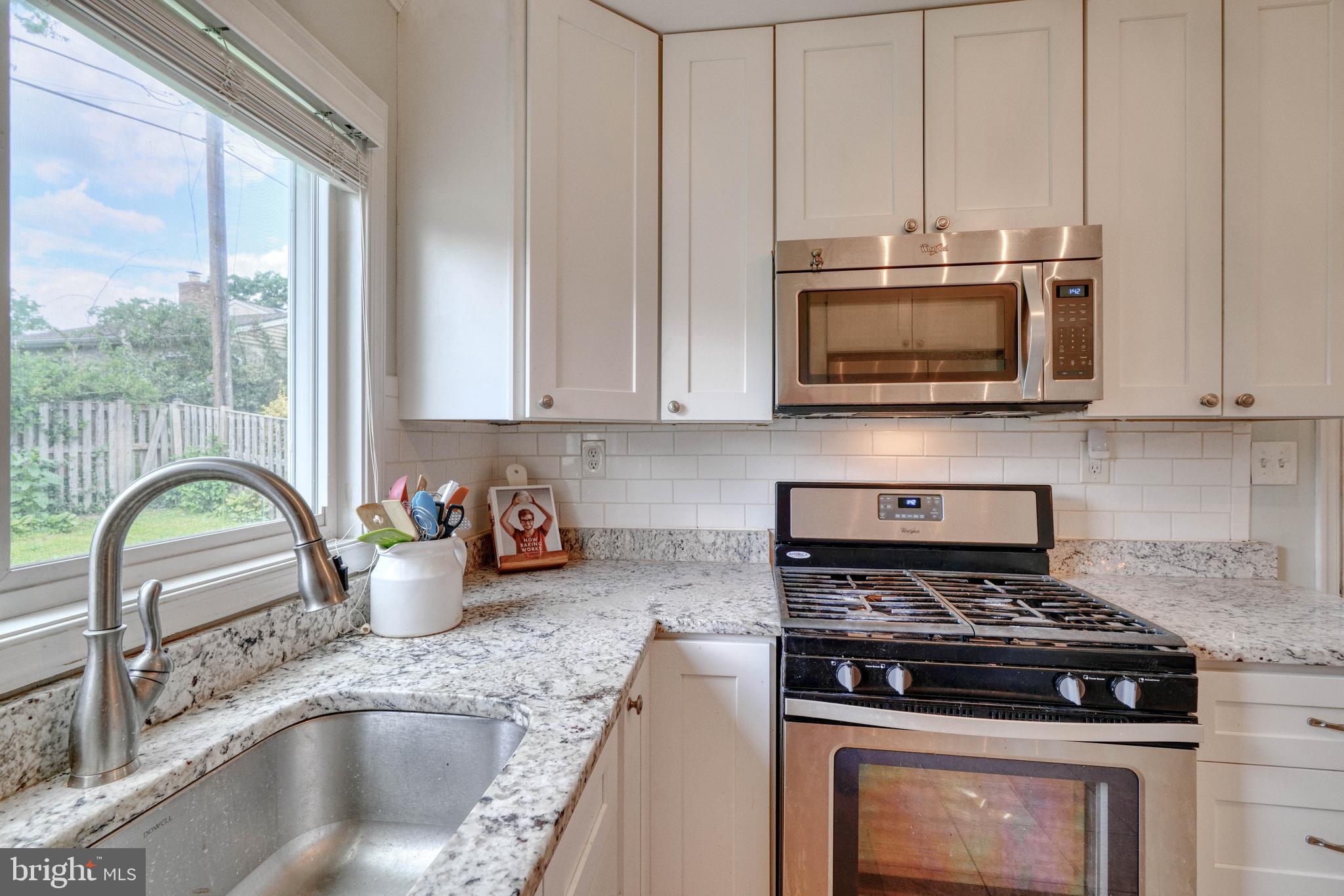 KINGS RIDGE - Residential