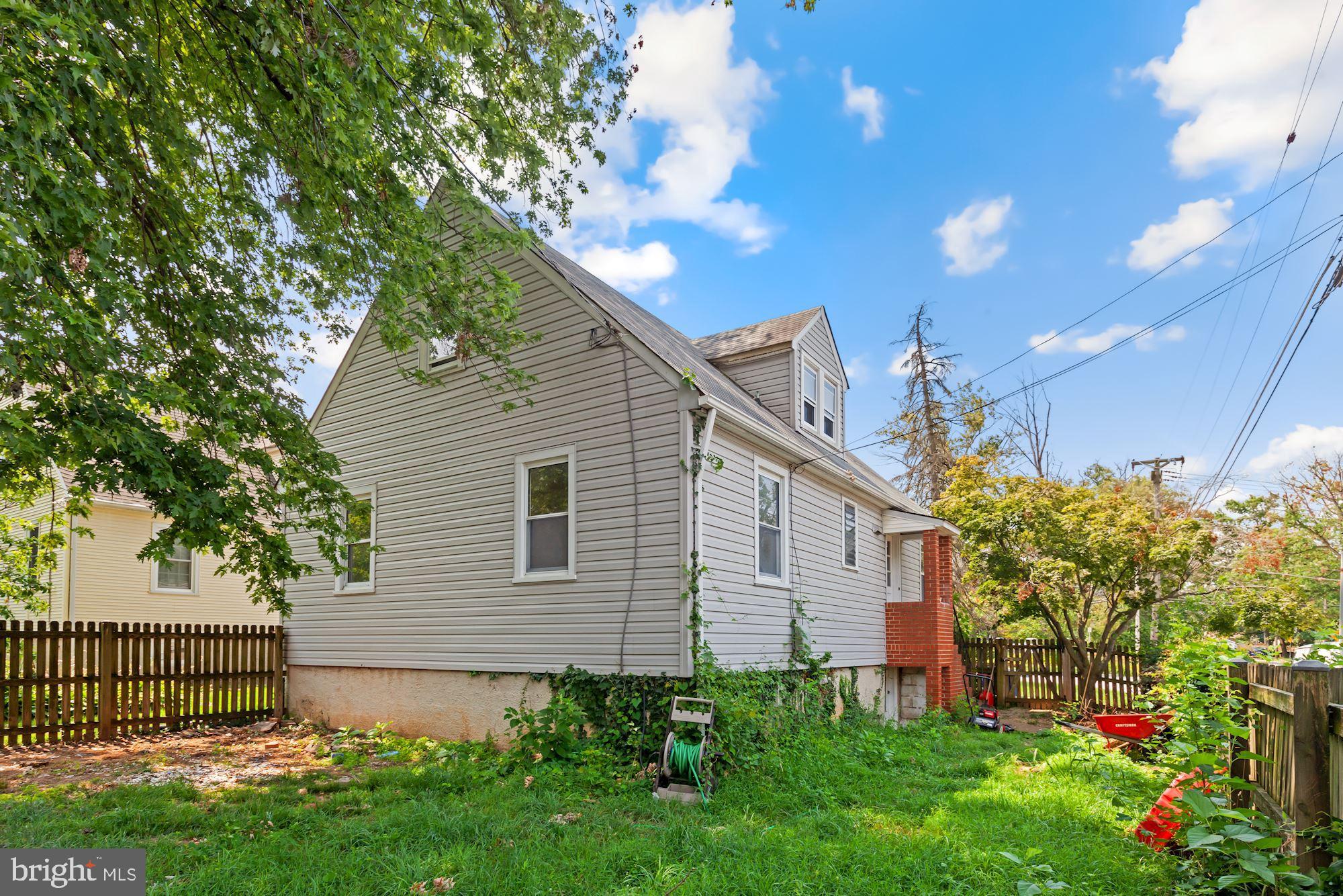 PARKVILLE - Residential