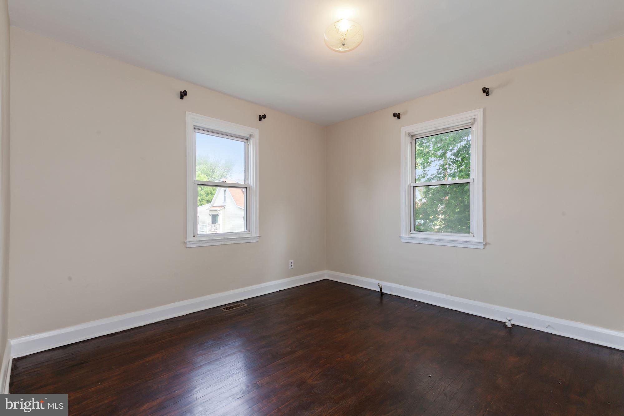 PARKVILLE - Residential