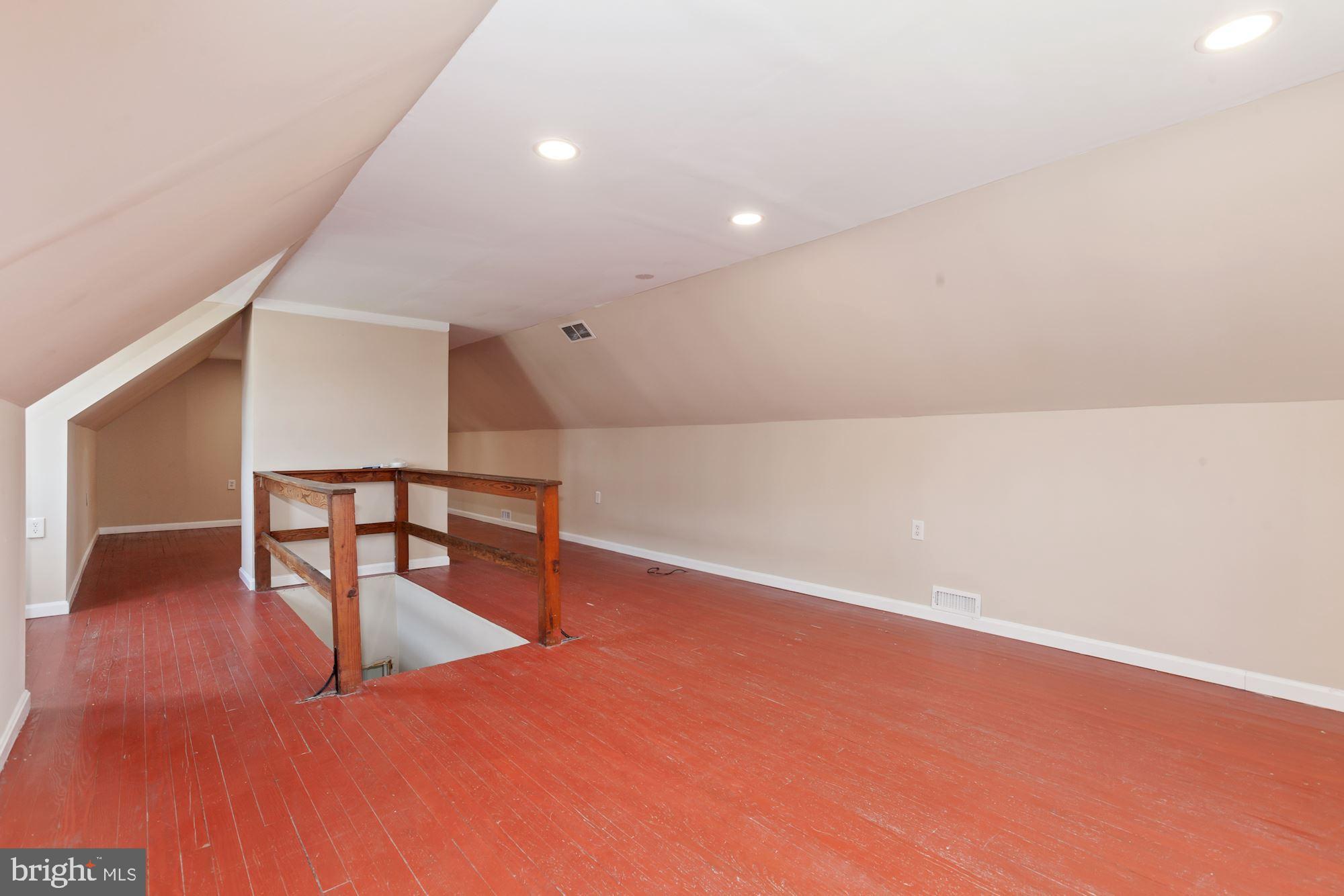 PARKVILLE - Residential