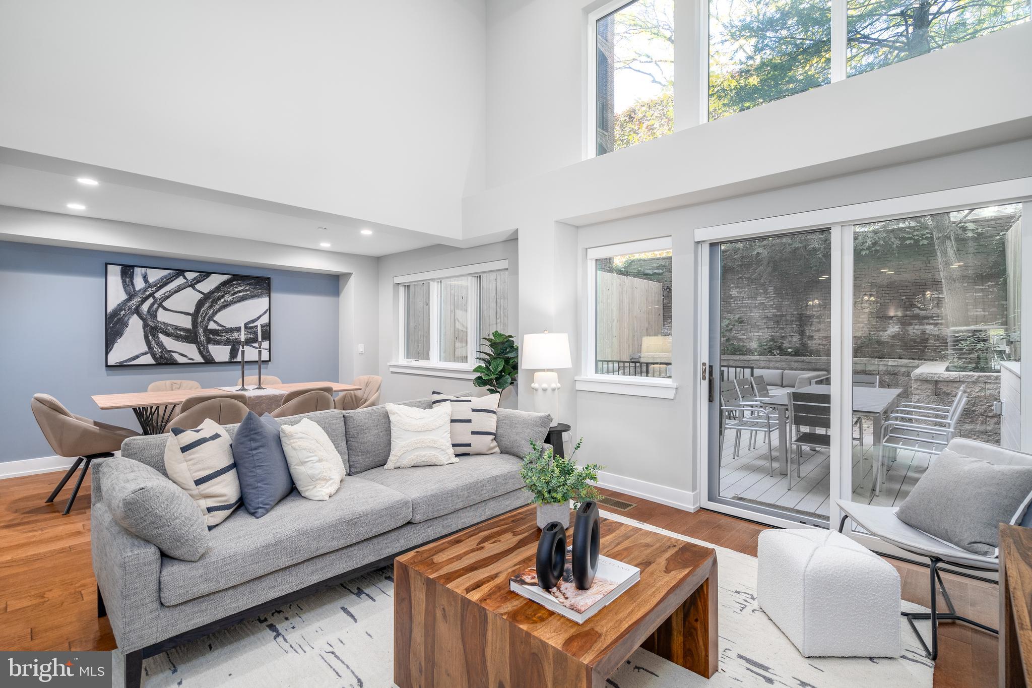 RITTENHOUSE SQUARE - Residential