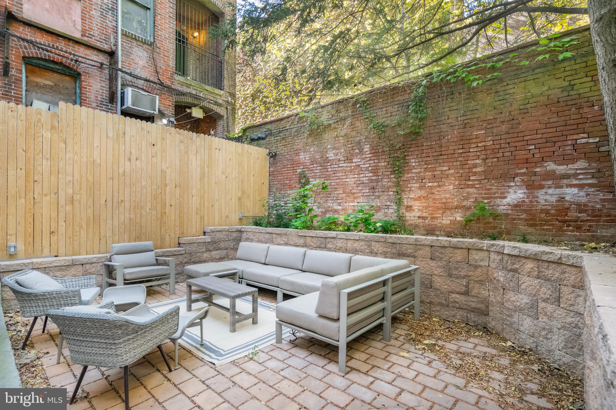 RITTENHOUSE SQUARE - Residential