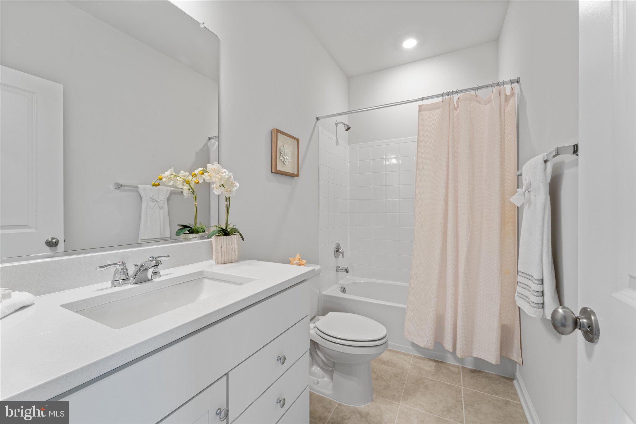 POTOMAC STATION MARKETPLACE - Residential Lease