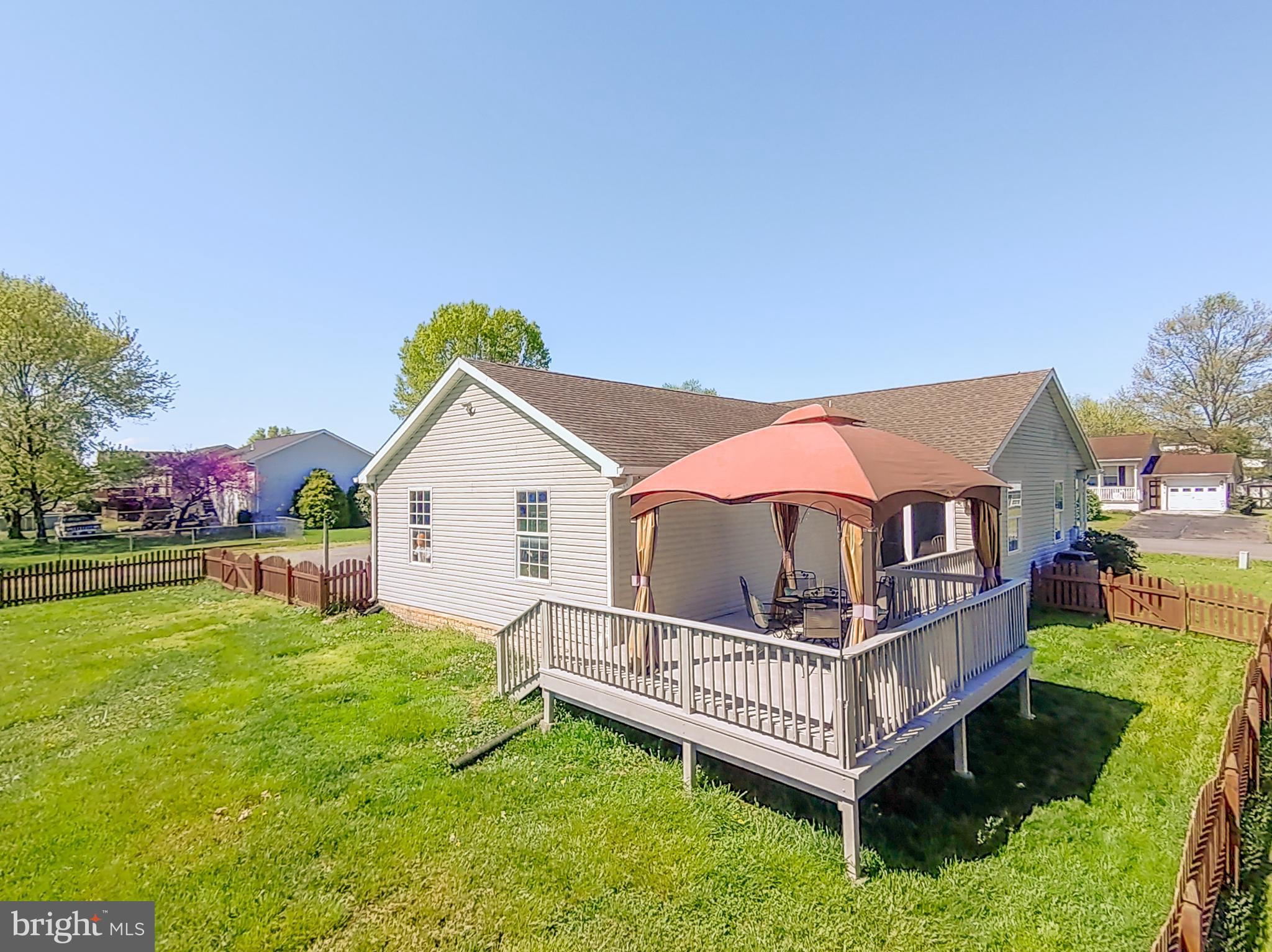 BRIAR RUN - Residential