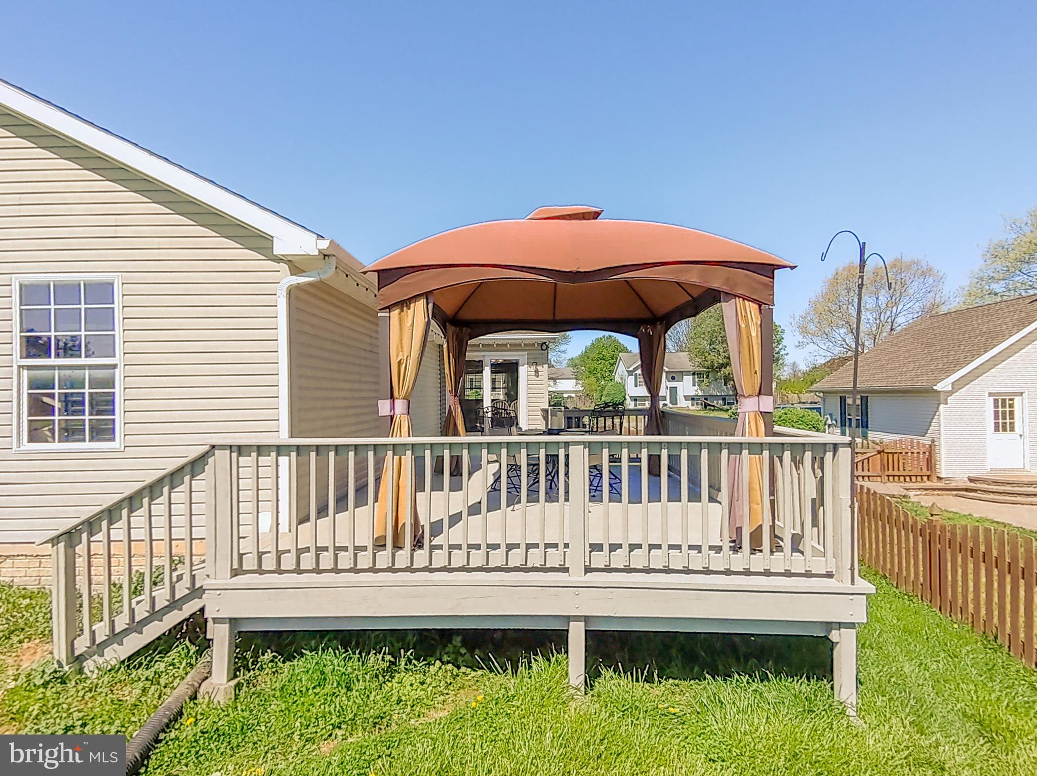 BRIAR RUN - Residential