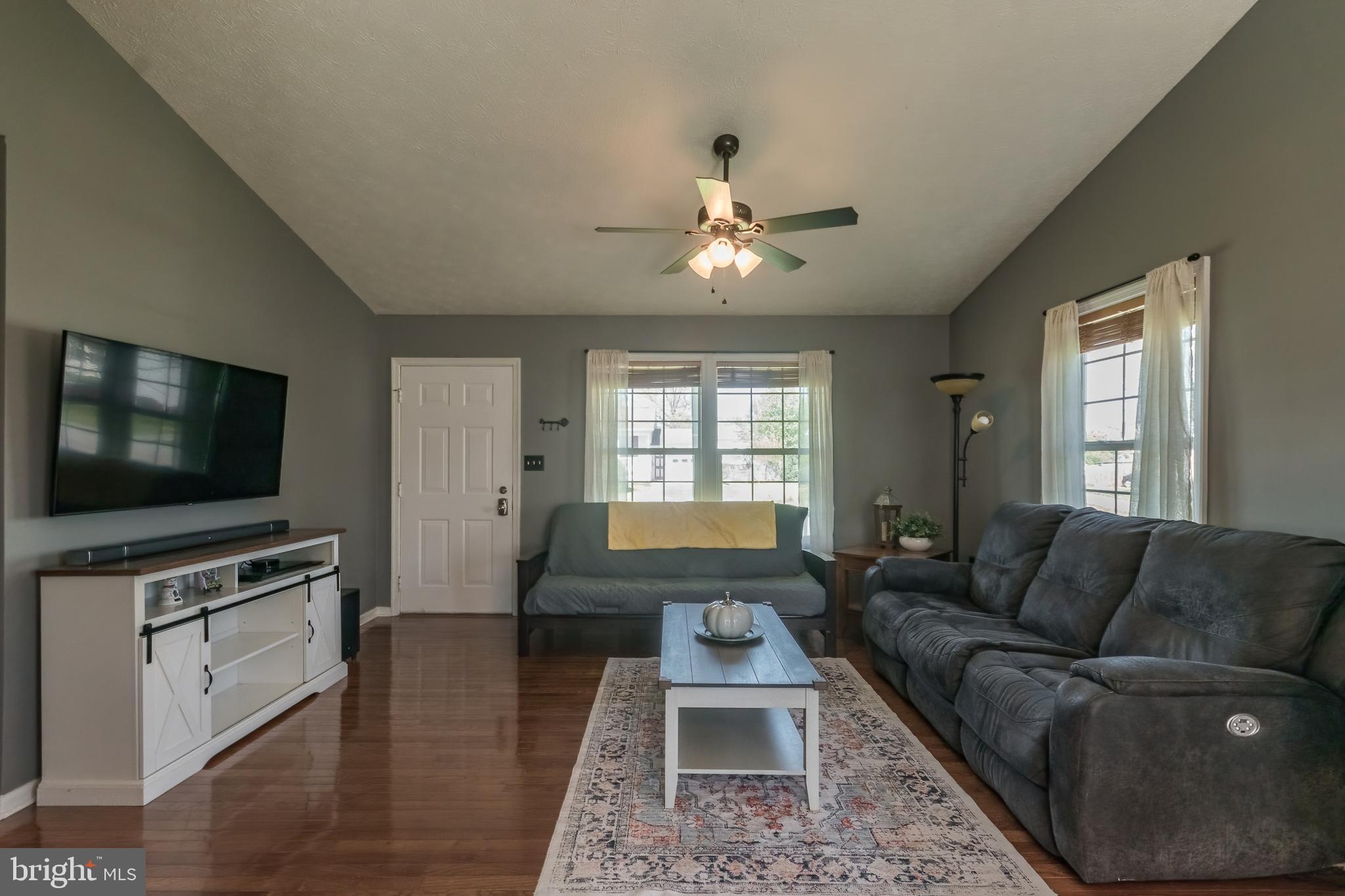 BRIAR RUN - Residential