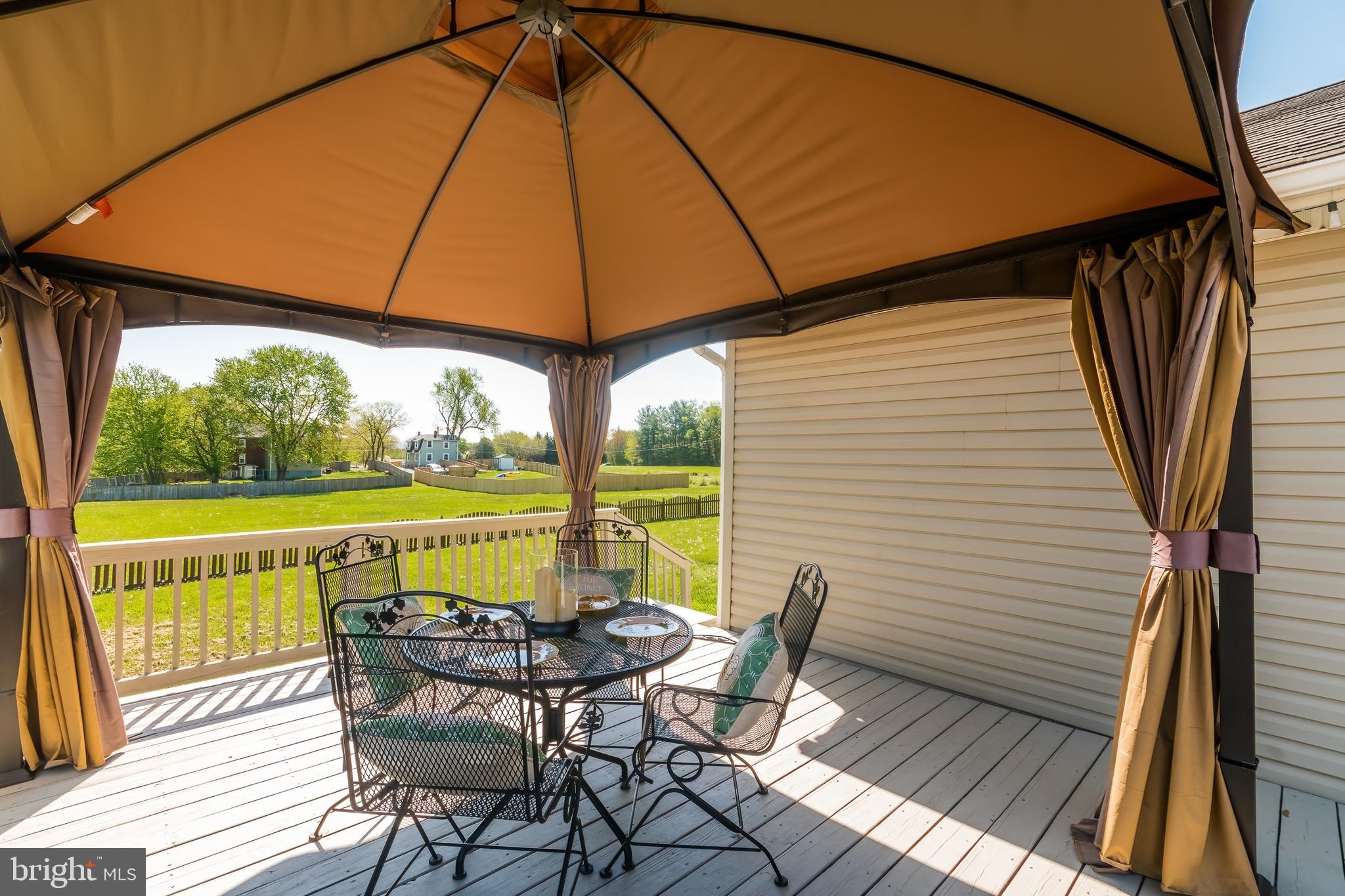 BRIAR RUN - Residential