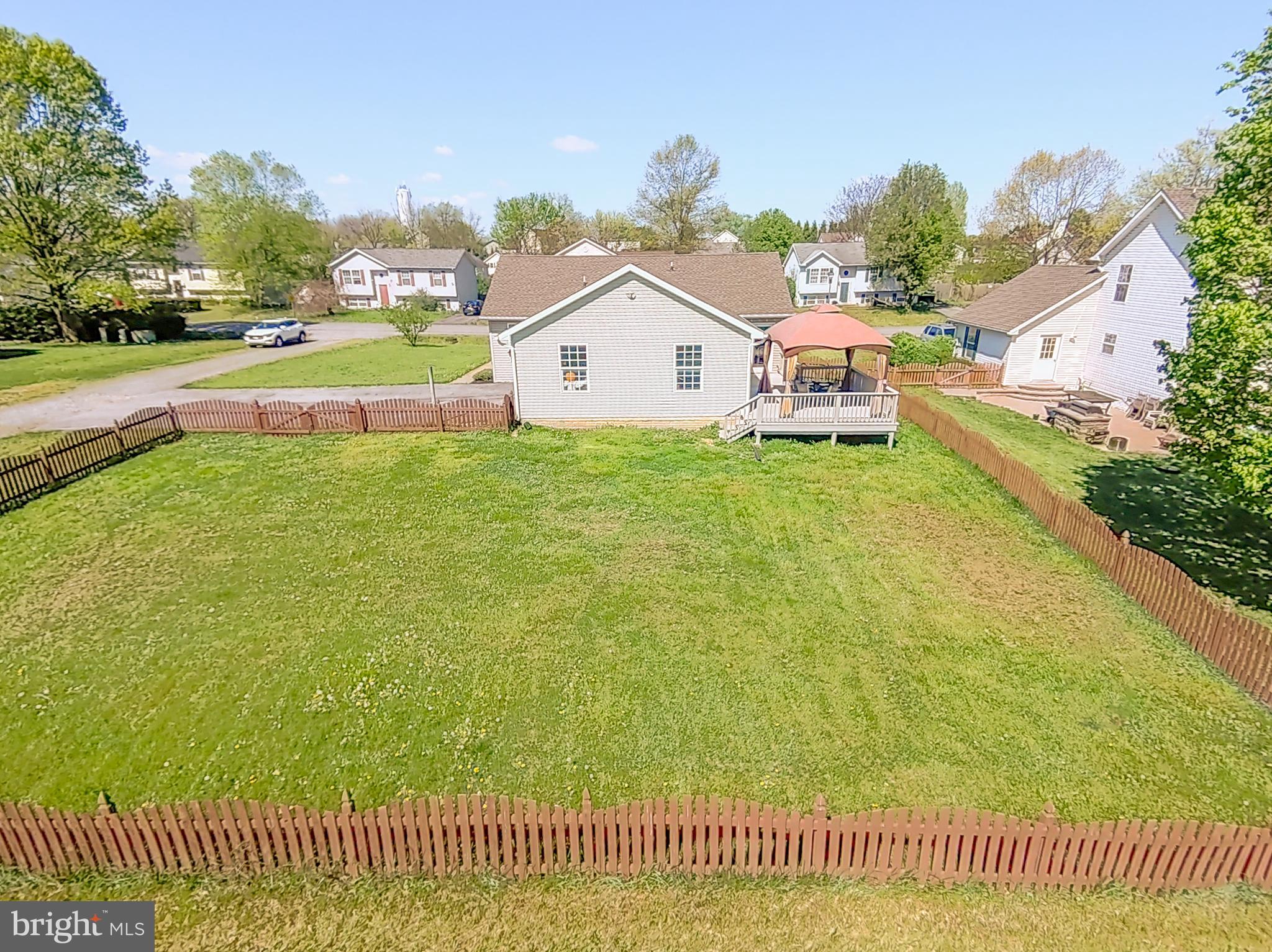 BRIAR RUN - Residential