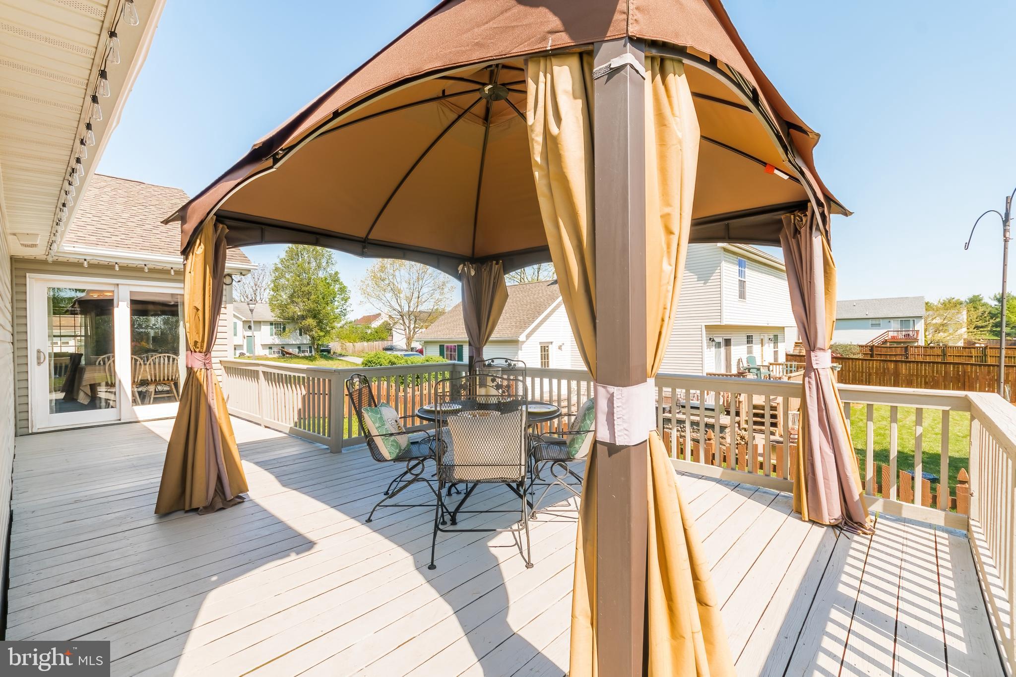 BRIAR RUN - Residential