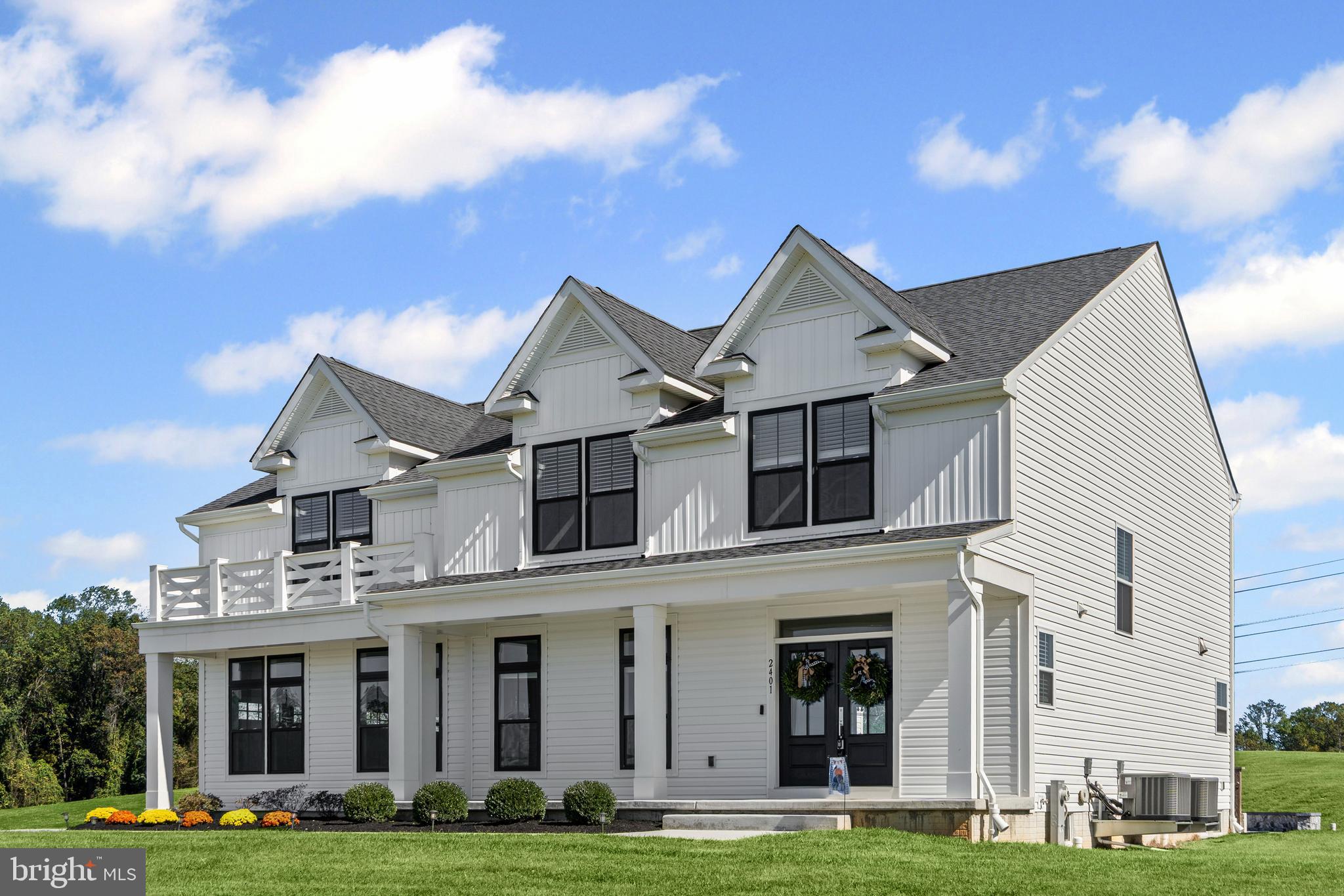 2401 SCOTLON COURT