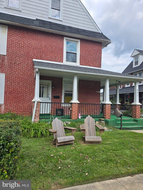 Townhouse For Rent - 357 Jackson Avenue #2ND FLR<br/> Chester County, DOWNINGTOWN, PA 19335
