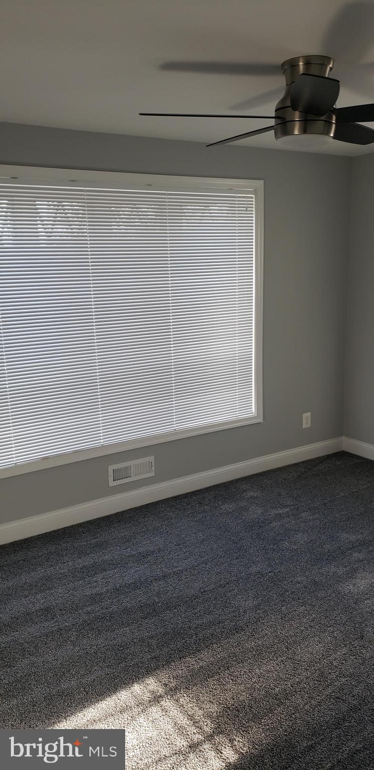 HARFORD HILLS - Residential Lease