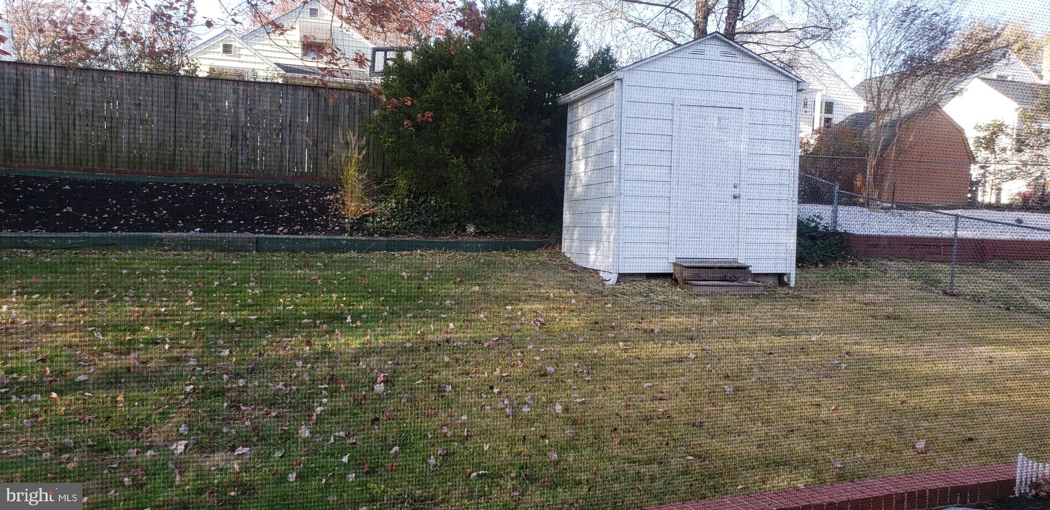 HARFORD HILLS - Residential Lease