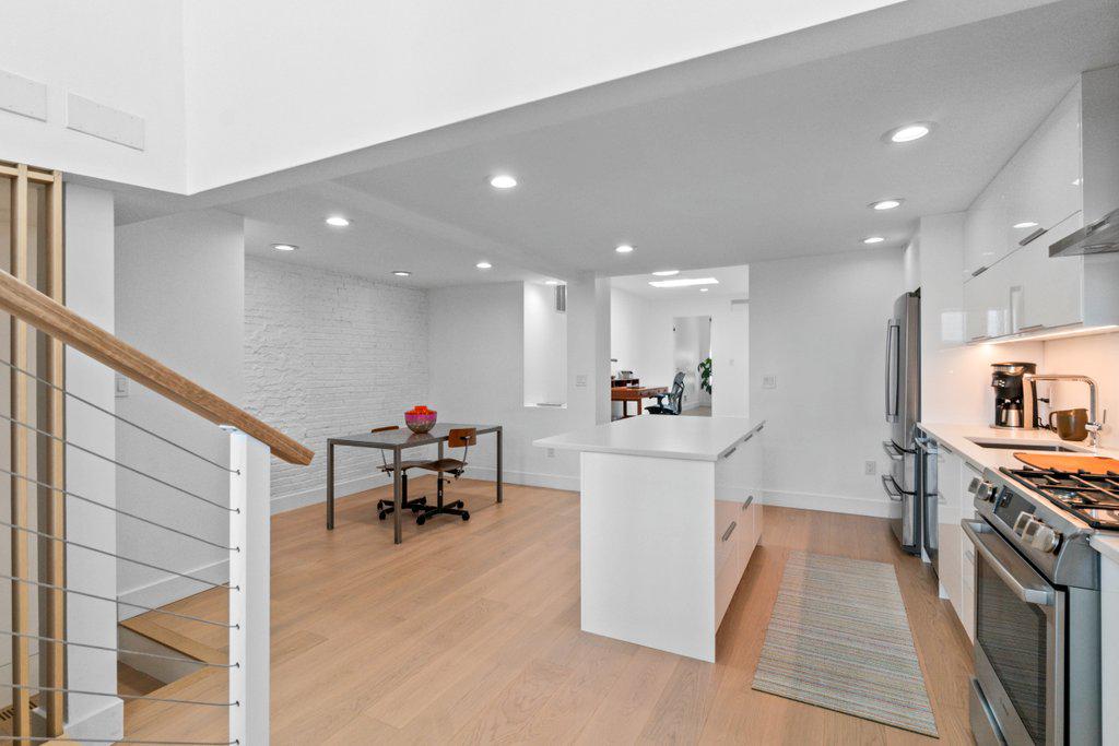 HIGHLANDTOWN - Residential