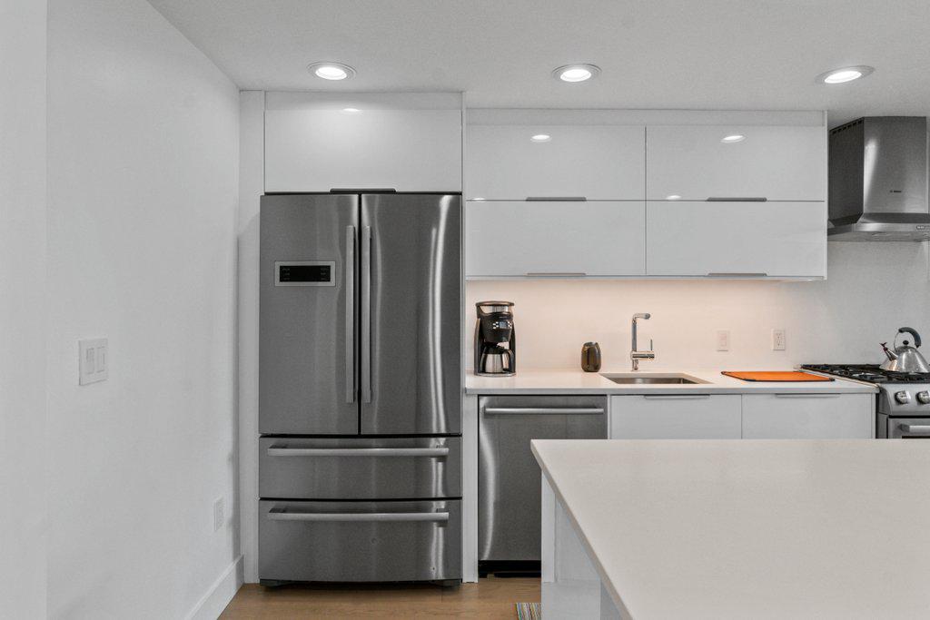 HIGHLANDTOWN - Residential