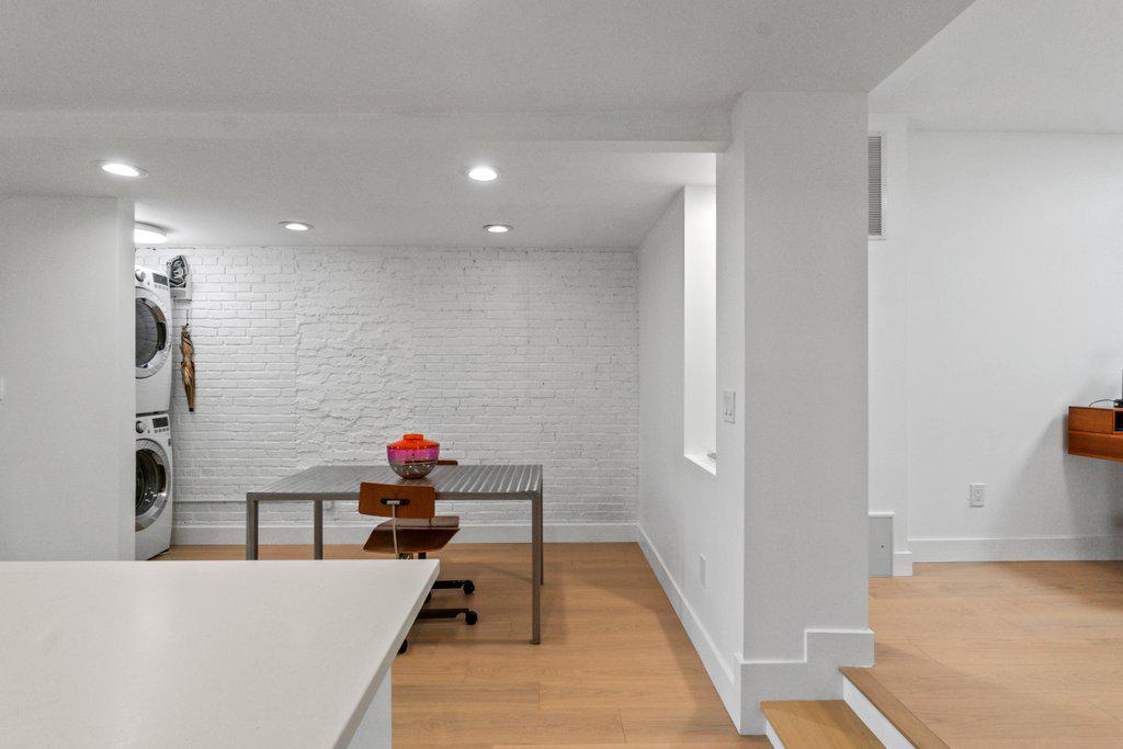 HIGHLANDTOWN - Residential