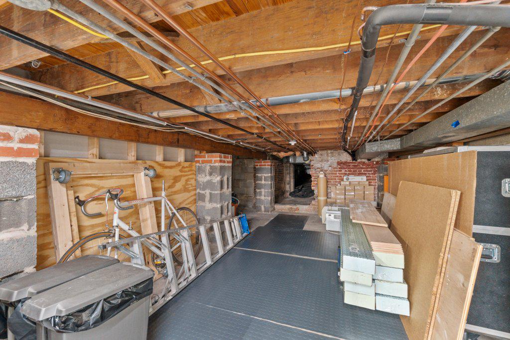 HIGHLANDTOWN - Residential