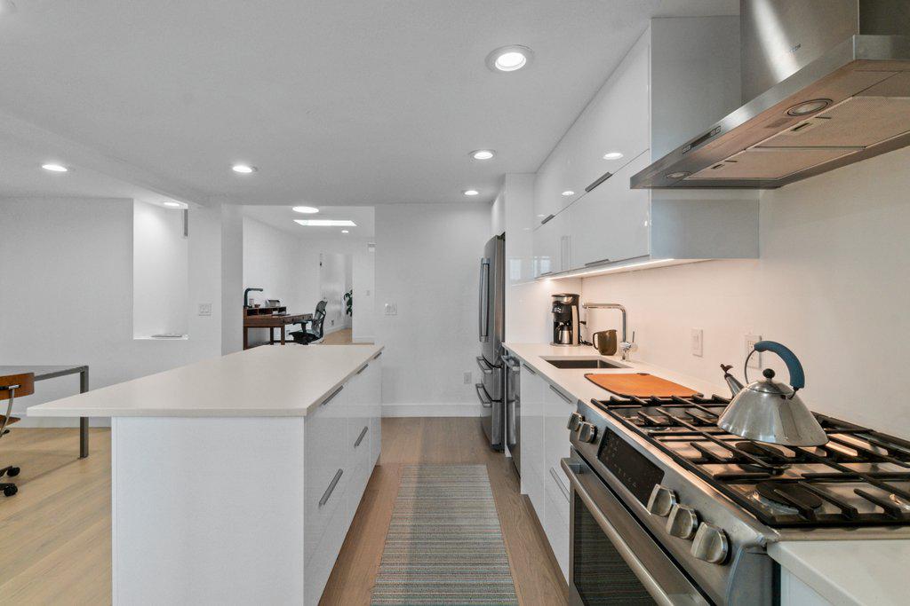HIGHLANDTOWN - Residential