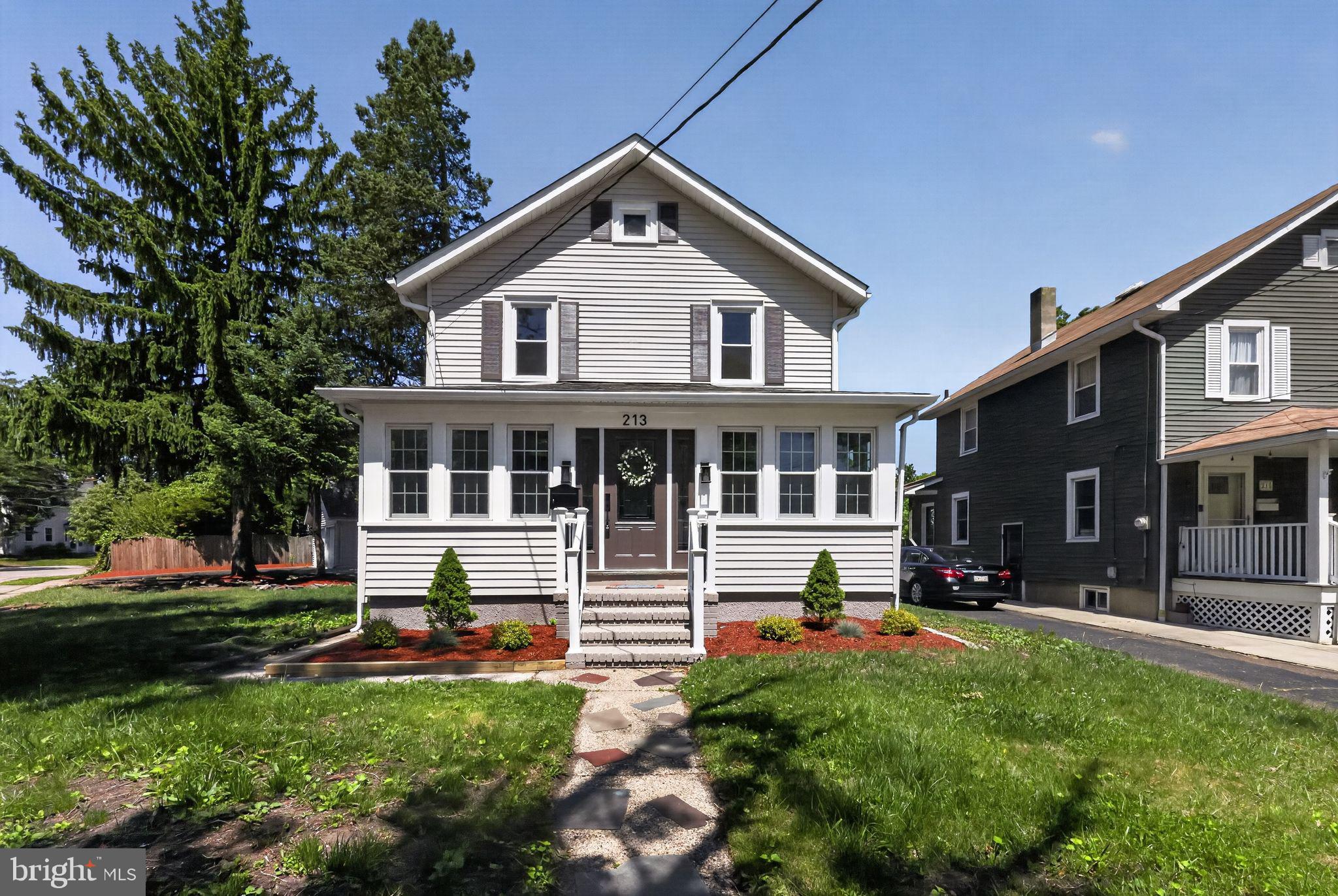 213 LAWNSIDE AVENUE