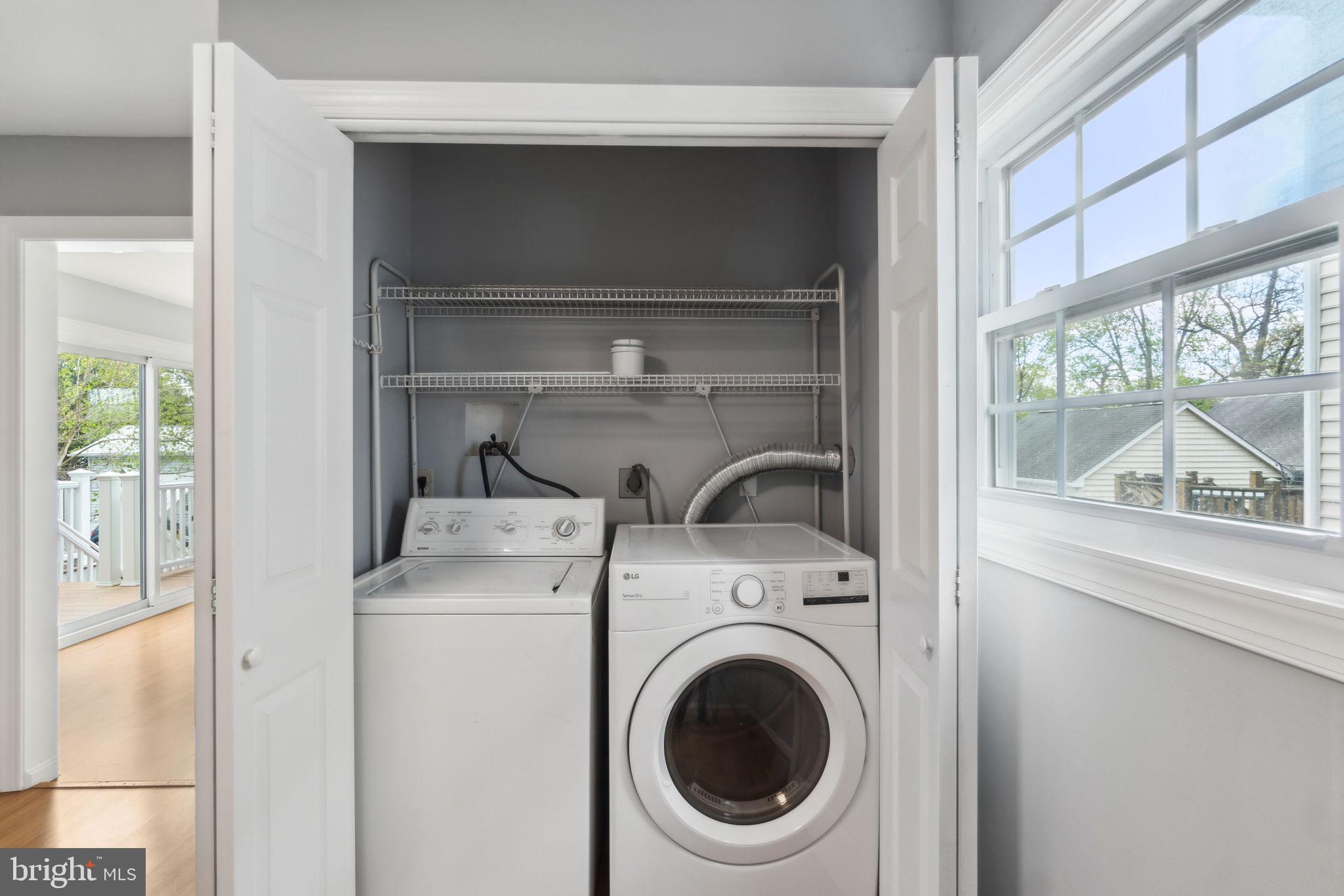 ALCOVA HEIGHTS - Residential Lease