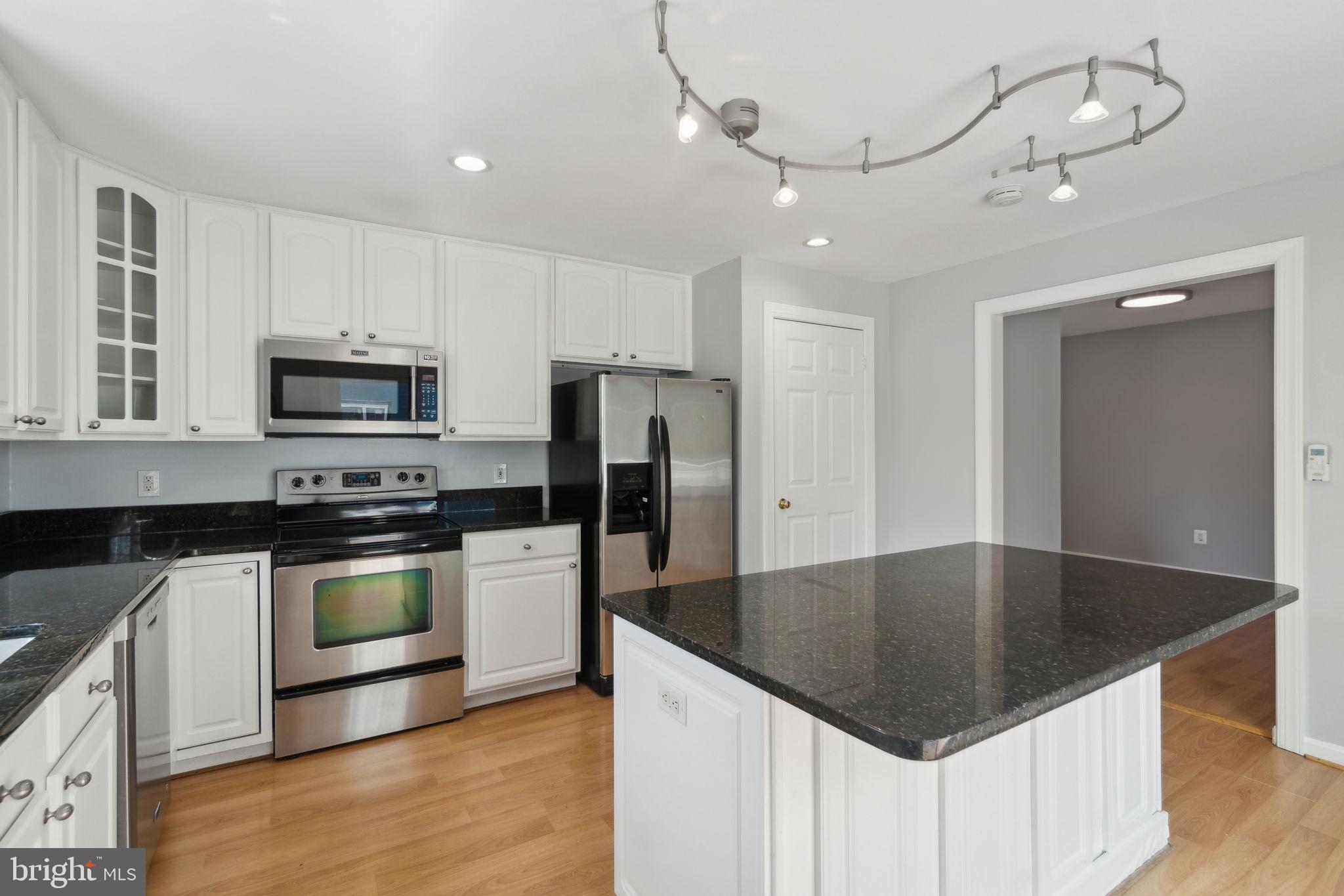 ALCOVA HEIGHTS - Residential Lease