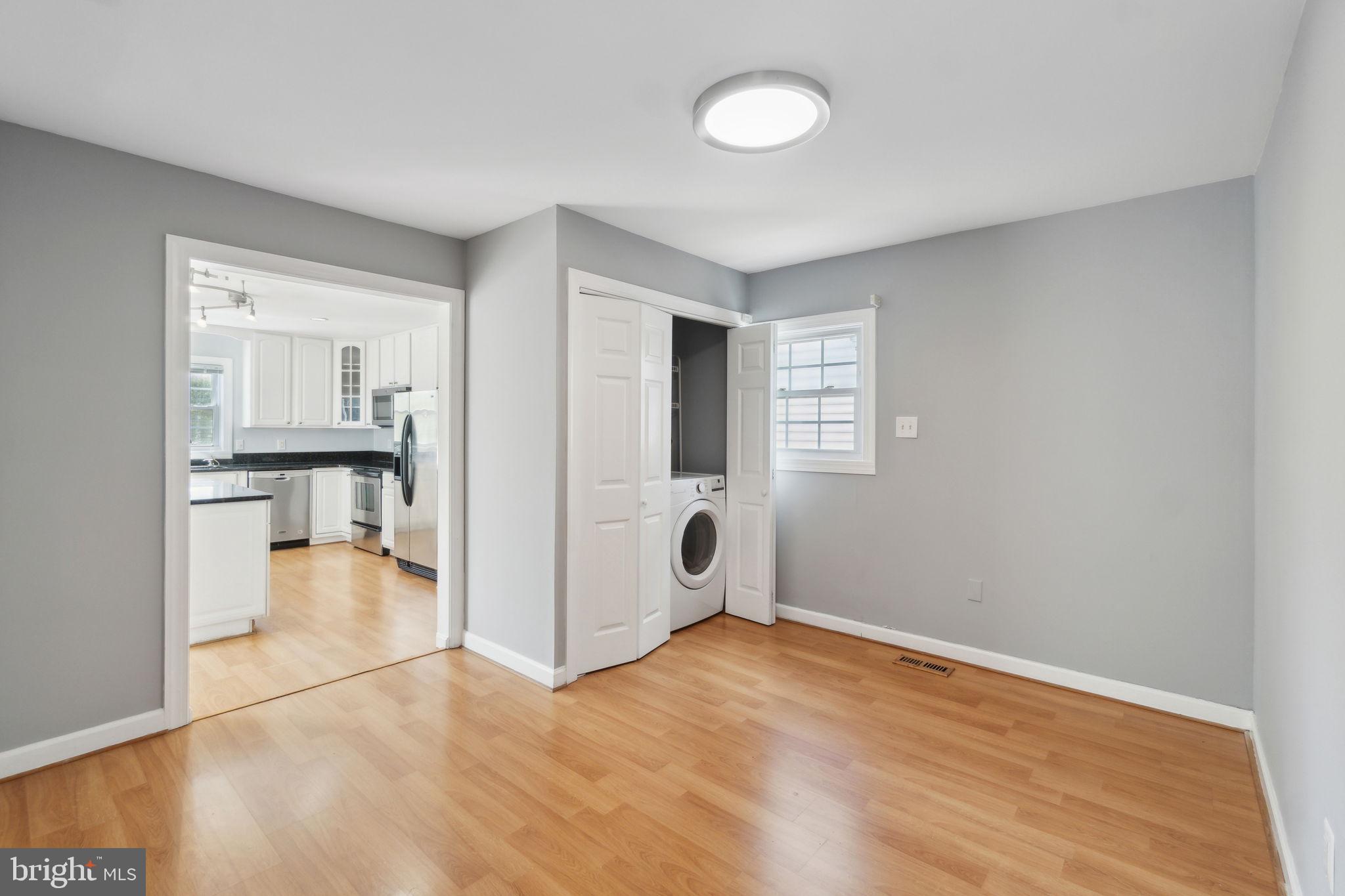 ALCOVA HEIGHTS - Residential Lease