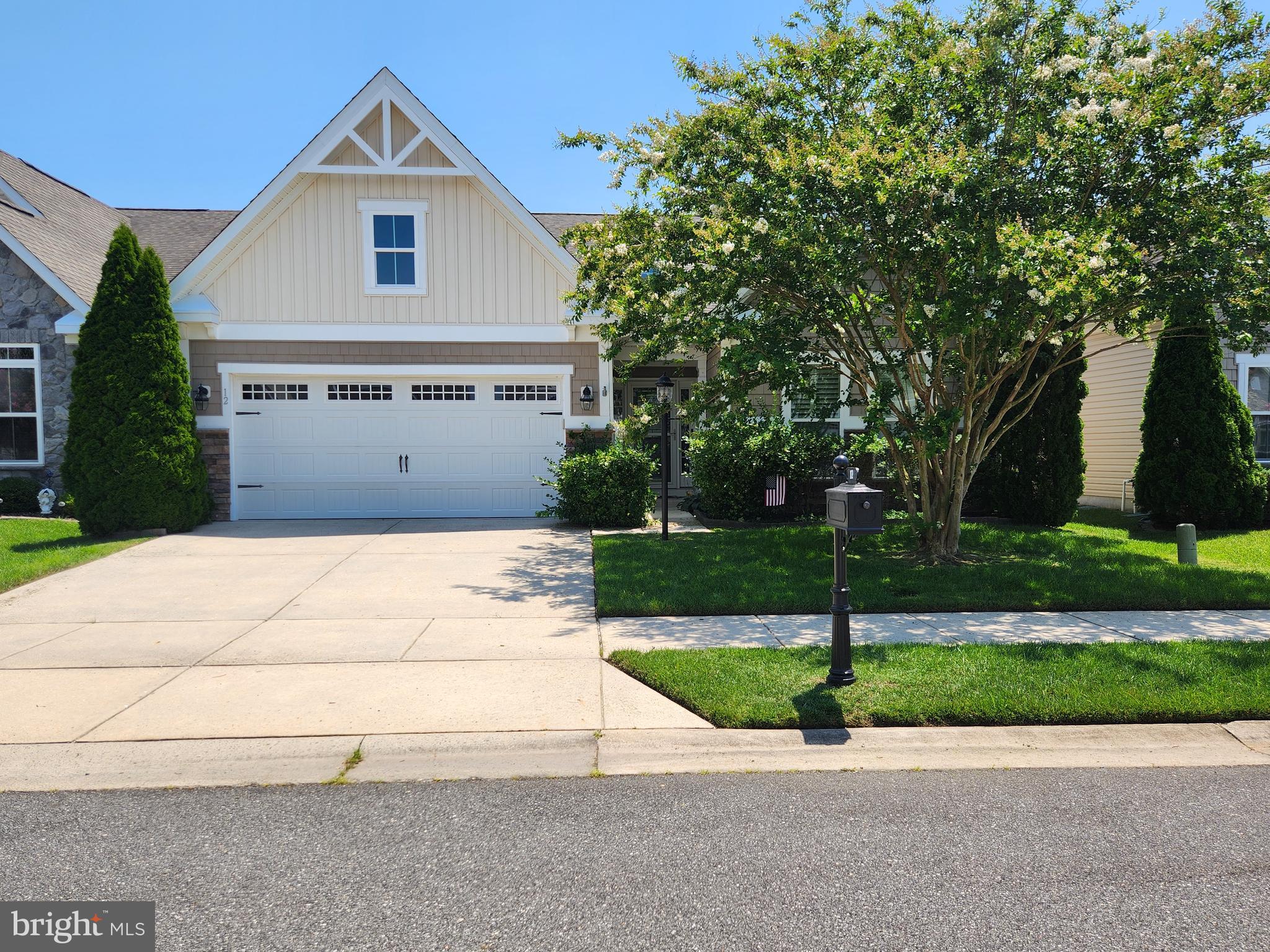 12 WHISTLING DUCK DRIVE