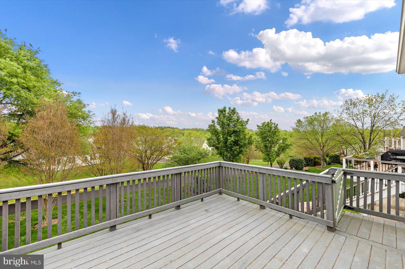 25 ASHLAND CIRCLE