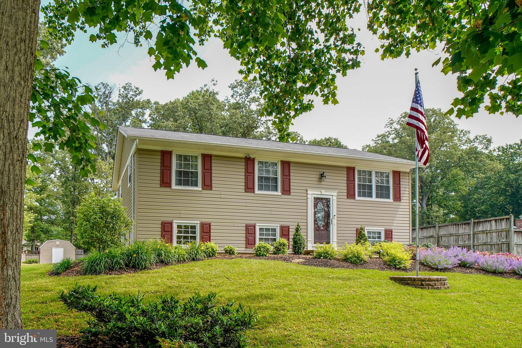 RIVERWOOD - Residential