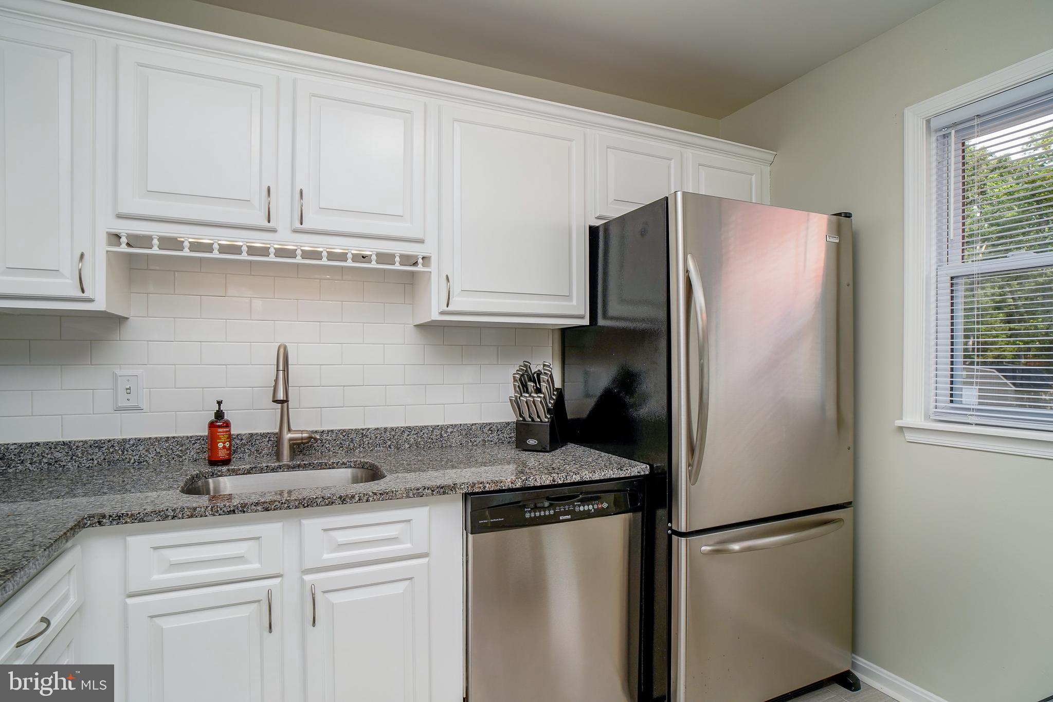 RIVERWOOD - Residential