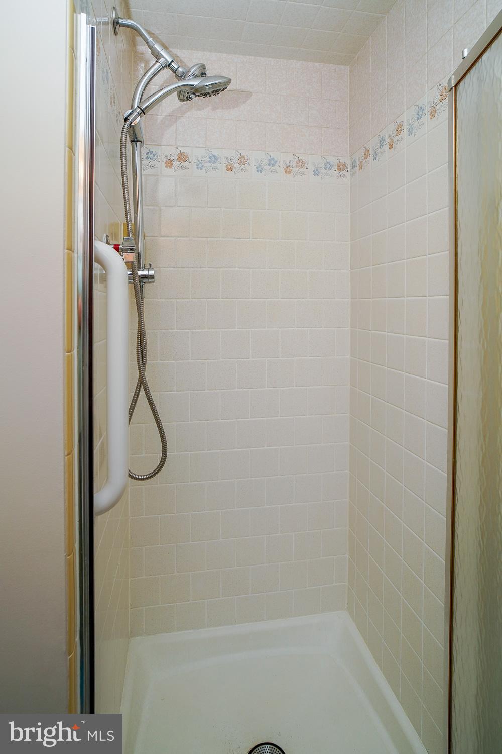 RIVERWOOD - Residential