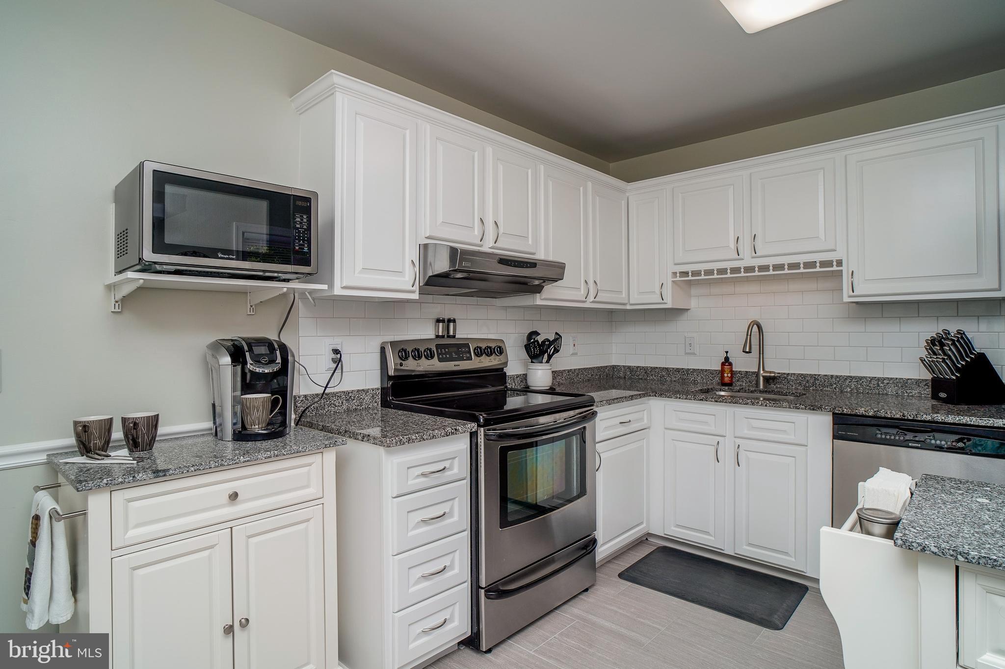 RIVERWOOD - Residential