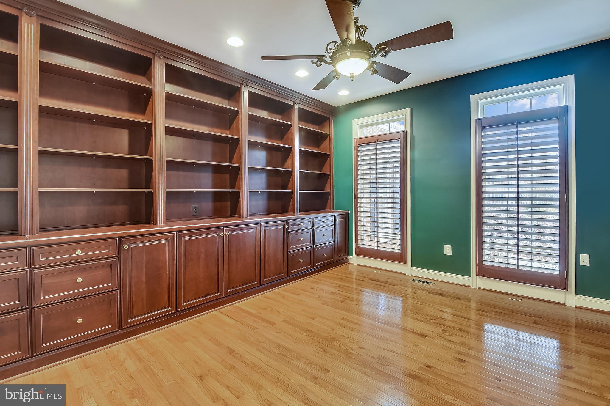 OAK HILL RESERVE - Residential