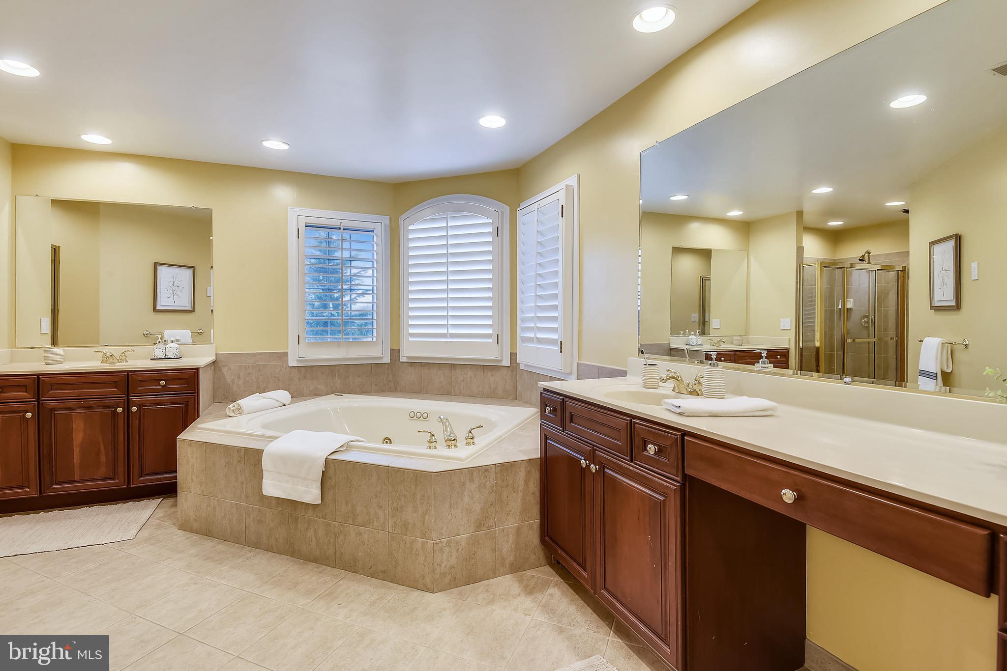 OAK HILL RESERVE - Residential