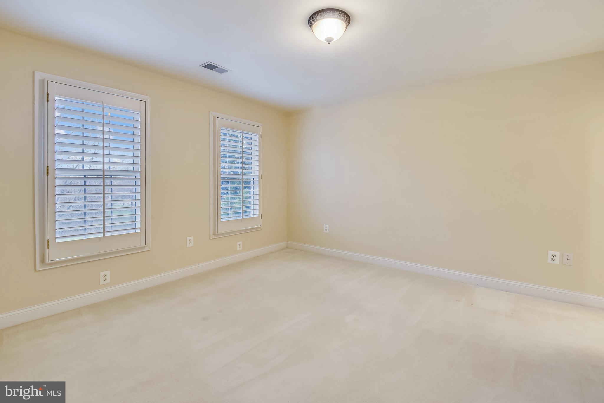 OAK HILL RESERVE - Residential