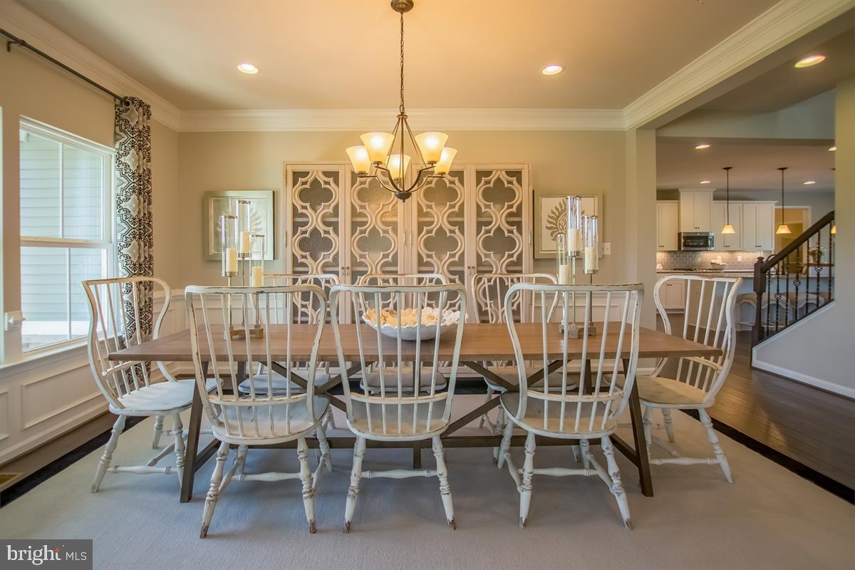 STRAY WINDS FARM - Residential