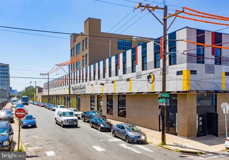 Since the early 1900s, this historic warehouse has been a cornerstone of Philadelphia’s industrial heritage. Today, Billy Penn Studios is one of the city’s most unique creative workspaces—offering flexible commercial suites for office, e-commerce, photography, production, wellness, and more.
With over 180,000 SF of reimagined space, the building supports a wide range of use...featuring original character, modern infrastructure, and a dynamic community of forward-thinking tenants. The oldest sections were constructed in Olde Kensington in the early 1900s as a lumber facility. The building is named after former occupant the Billy Penn Corporation, operator of an an aluminum products facility at 1516 N 5th St for many years. The property has been renovated into into modern business and retail spaces for lease. We also offer co-working desks and offices at Billy Penn Desks. Billy Penn Studios features a stunning lobby with original old growth yellow pine beams, and a one of a kind 3 story atrium. Amenities and Features: Busines spaces ranging from 450 sq ft to 10,000 Diverse and engaged community Flexible lease terms Off Street Parking Custom Office Fit Outs Passenger Elevator Freight Elevator Loading Docks Conference rooms and lounges Plumbing & Kitchen options High Tension 3 Phase Power 1 , 2 and 3 Phase Electric (208 / 120) Co Working Spaces Available