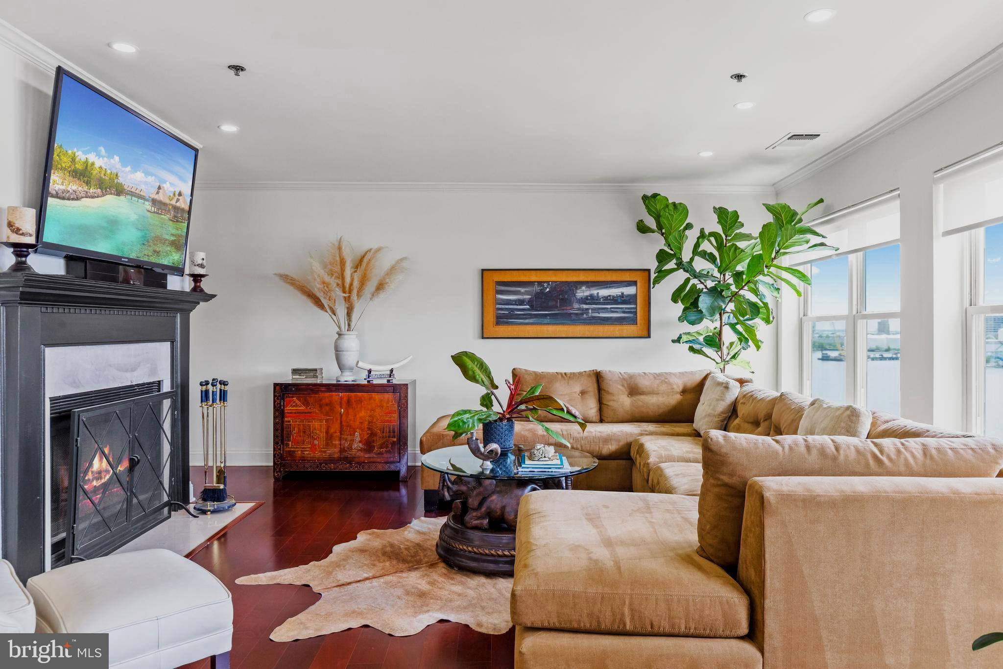 FELLS POINT HISTORIC DISTRICT - Residential