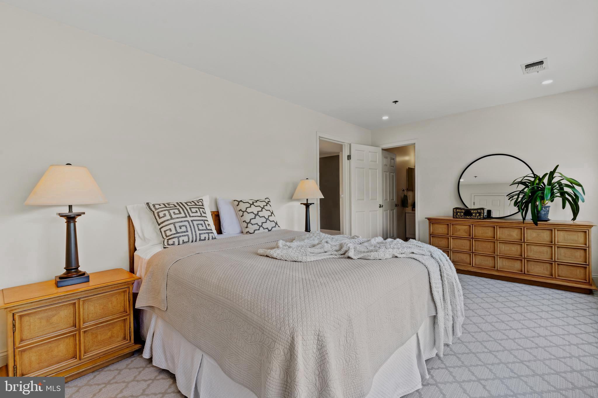 FELLS POINT HISTORIC DISTRICT - Residential