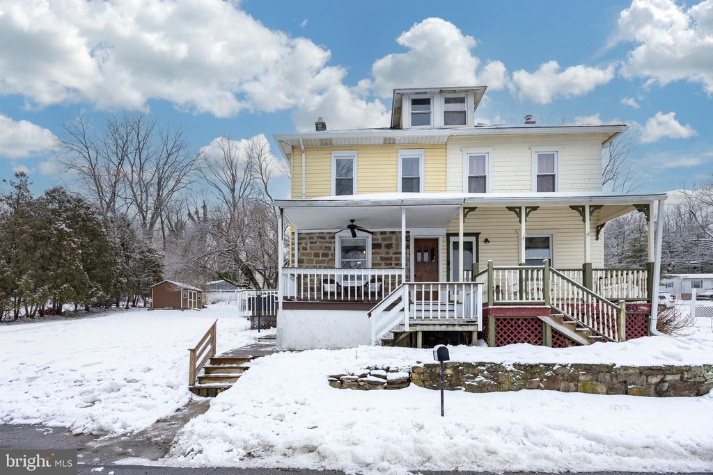 Photo of 3262 Walnut Street, DOWNINGTOWN, PA 19335 (MLS # PACT2117620)