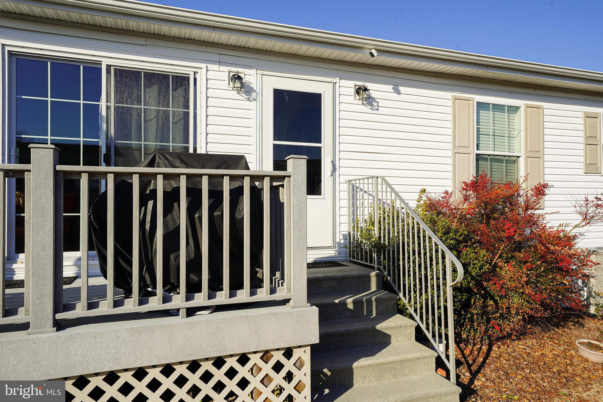 SOUTHSIDE LANDING - Residential