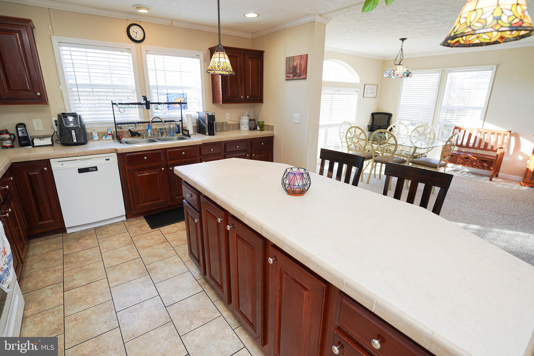 SOUTHSIDE LANDING - Residential