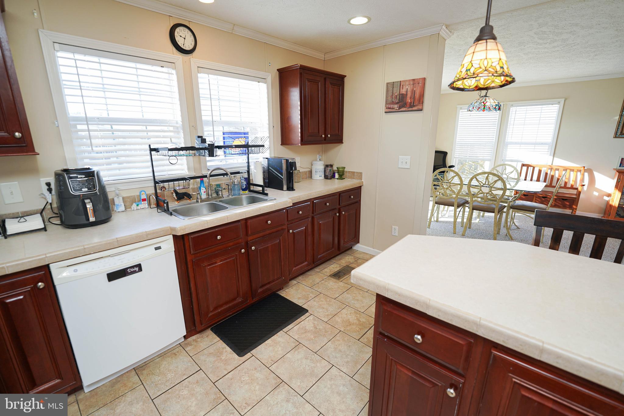 SOUTHSIDE LANDING - Residential