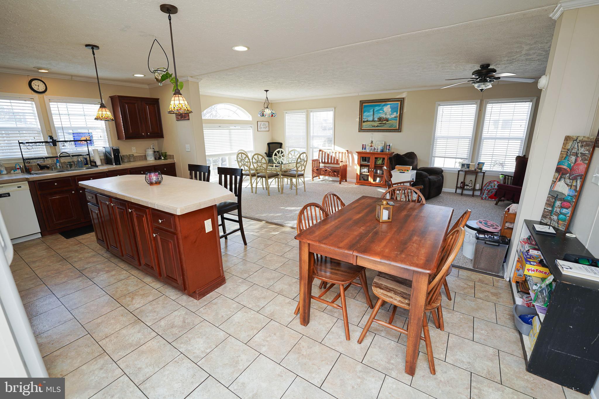 SOUTHSIDE LANDING - Residential