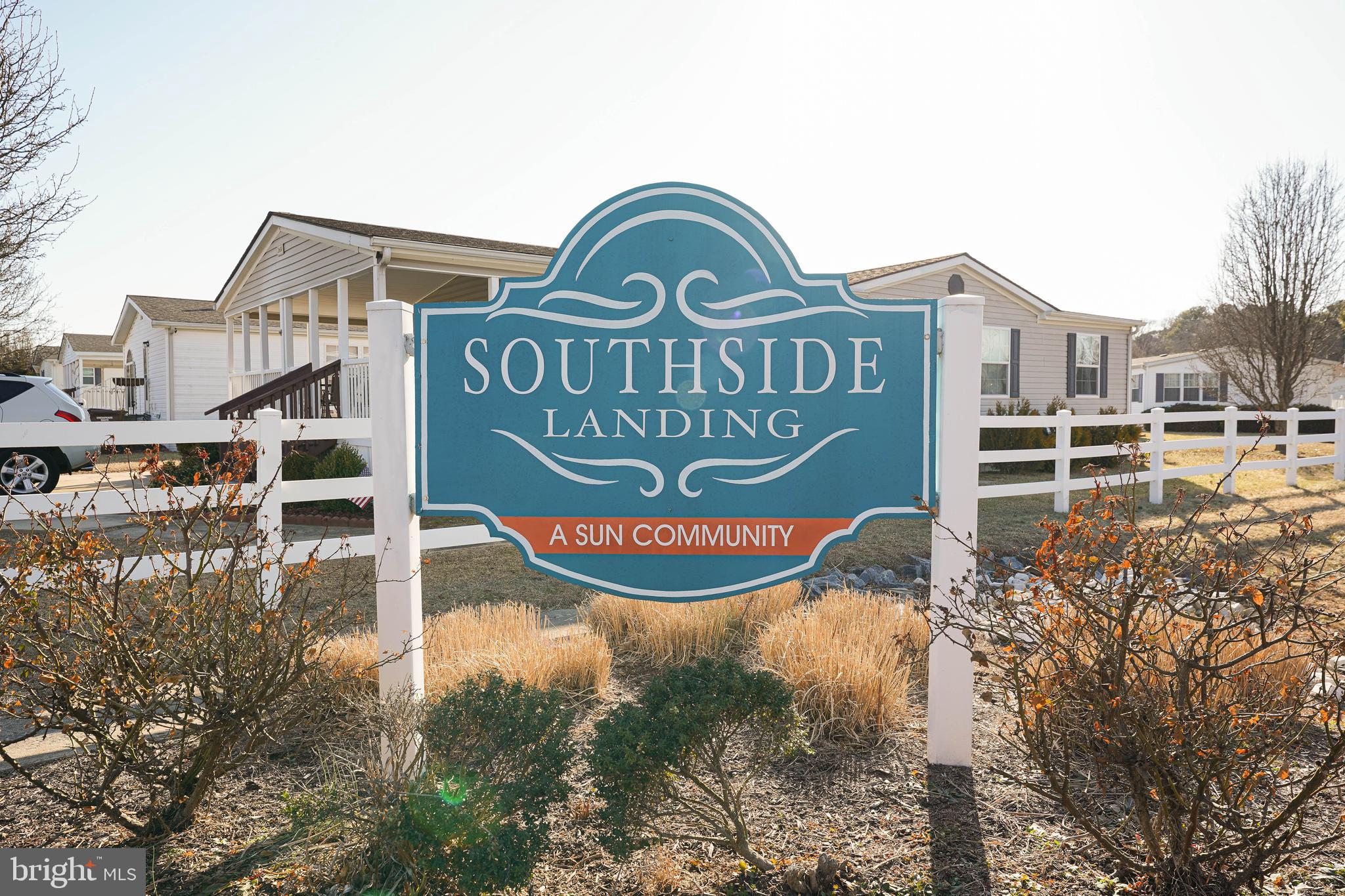 SOUTHSIDE LANDING - Residential