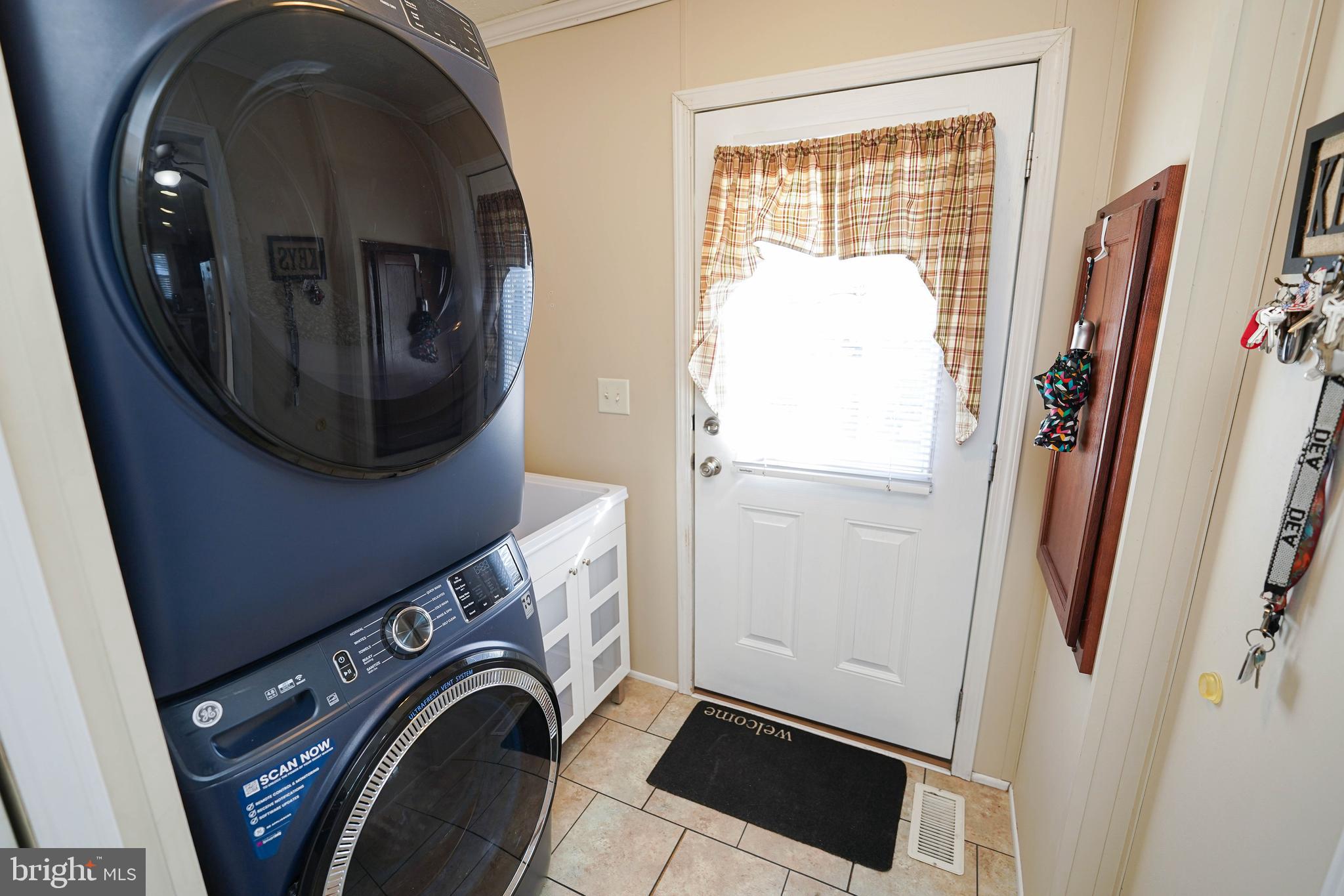 SOUTHSIDE LANDING - Residential