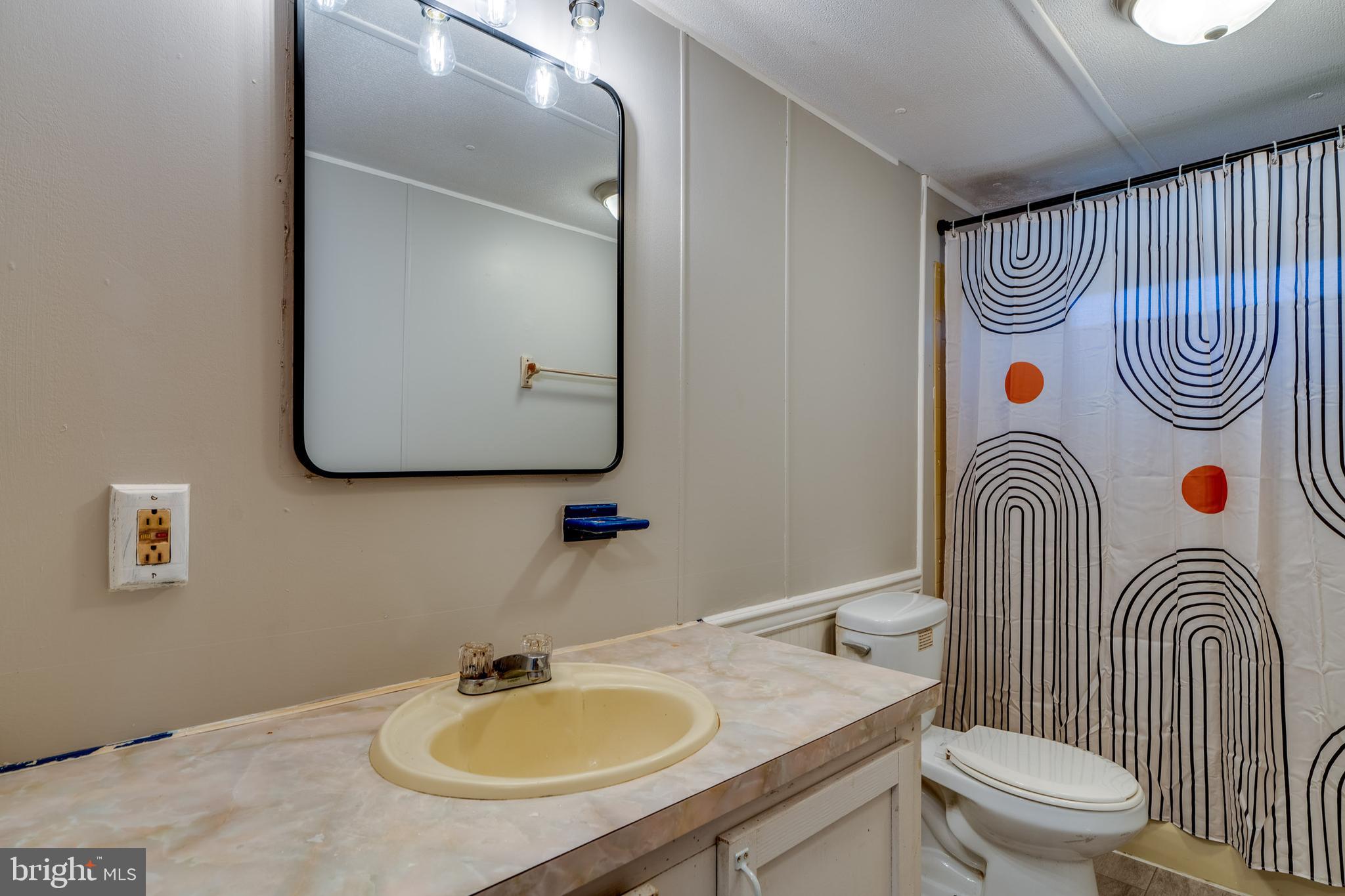 ORCHARD HILLS - Residential