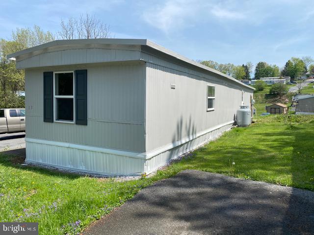 ORCHARD HILLS - Residential