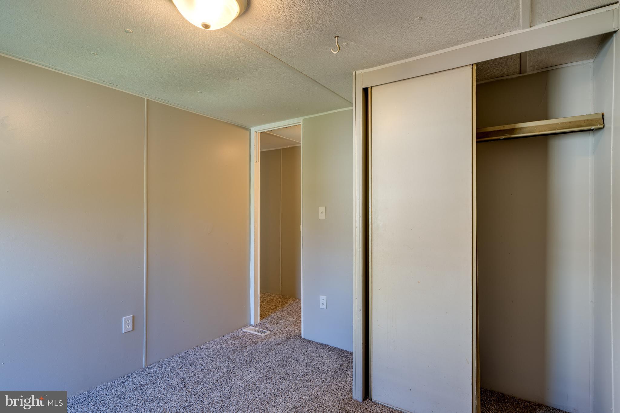 ORCHARD HILLS - Residential