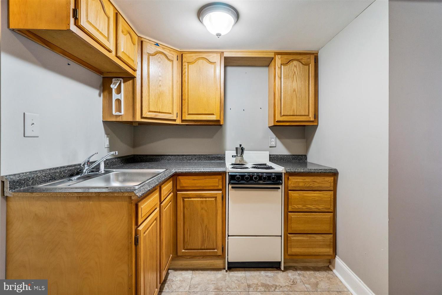 GREEKTOWN - Residential